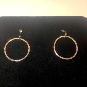 VTG Sterling Silver Hammered Design Circle Dangle Earrings Approx 1.2”